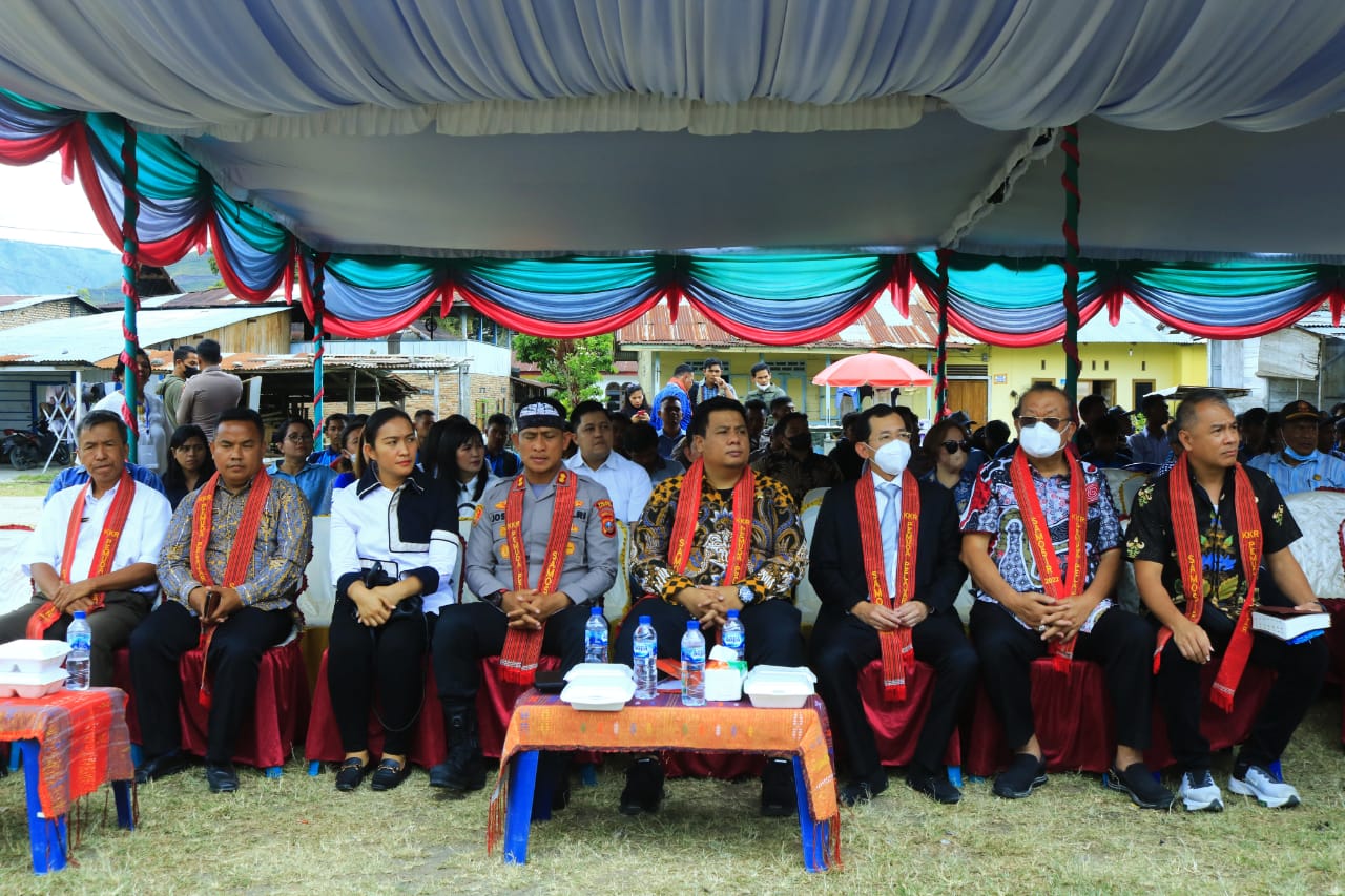 Ribuan Pemuda dan Pelajar Samosir, Ikuti KKR Akbar