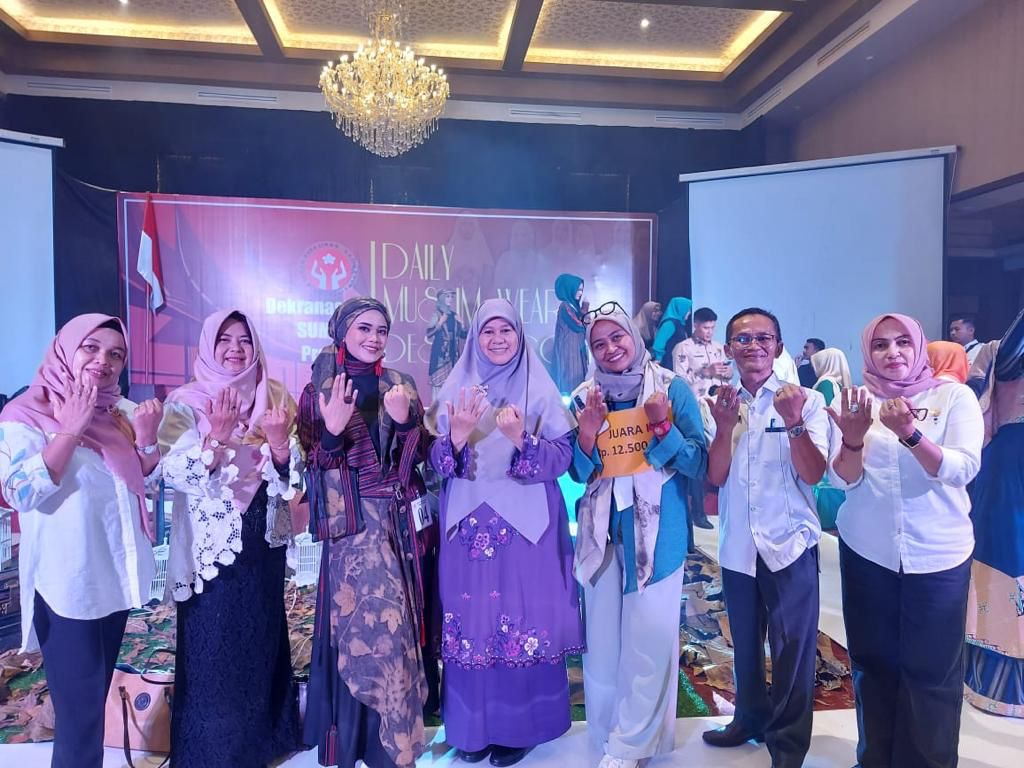 ELVI, Desainer Muda Limapuluh Kota Juara I Daily Muslim Wear Contest Sumbar 2022