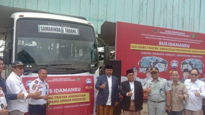 Kapolsek Tabang Iptu Joko Sulaksono Hadiri Kegiatan Peresmian Bus Idamanku