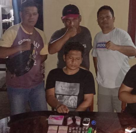 Unit II Sat Res Narkoba Polres Simalungun berhasil amankan seorang pengedar narkoba dari Tanah Jawa