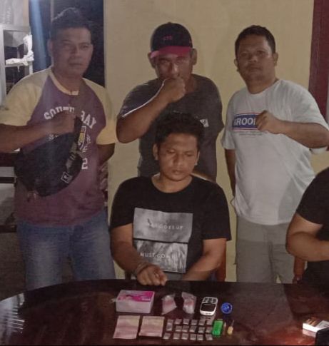 Unit II Sat Res Narkoba Polres Simalungun berhasil amankan seorang pengedar narkoba dari Tanah Jawa