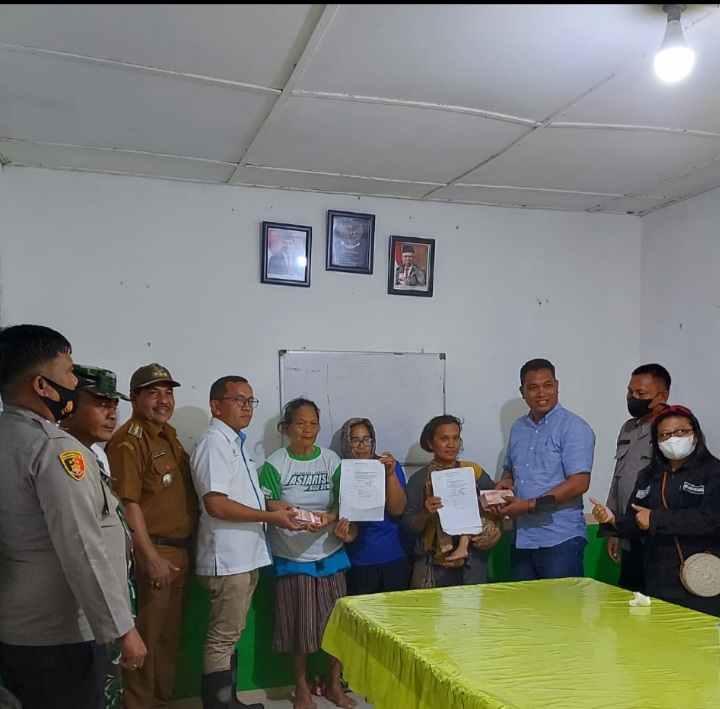 Masyarakat Penggarap Terima Dana Suguh Hati dari PTPN III Kebun Bangun Tahap I