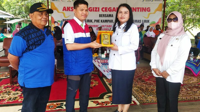 Peringatan Sumpah Pemuda dan Hari Kesehatan Nasional Ke 58, Diskes Inhu Lakukan Giat Gizi Cegah Stunting