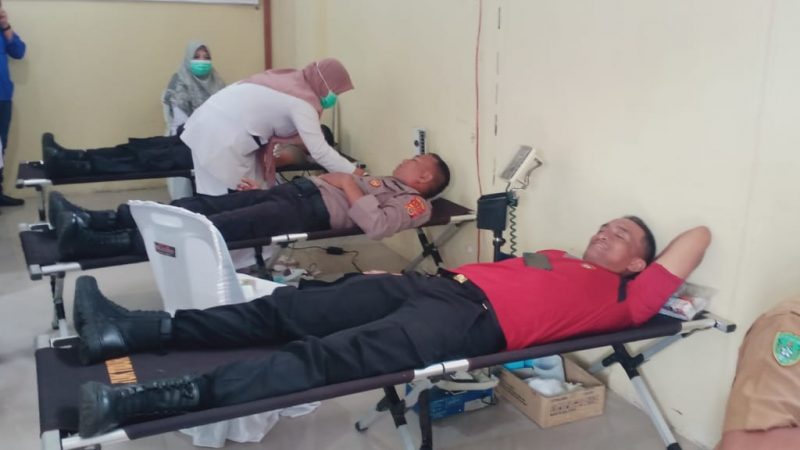 Pers Aceh Barat Donor Darah Meriahkan HUT Humas Polri dan Hari Santri 25 Oktober 2022