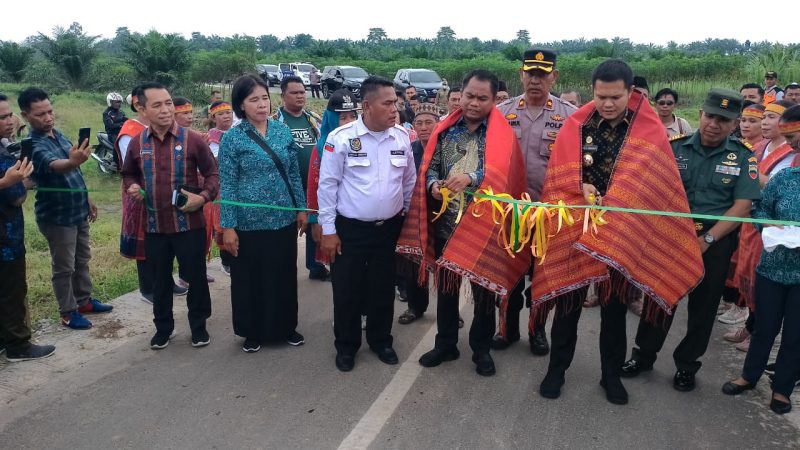 Bupati dan Wabup Sergai Wujudkan Harapan Masyarakat, Jalan Desa Malasori Diresmikan