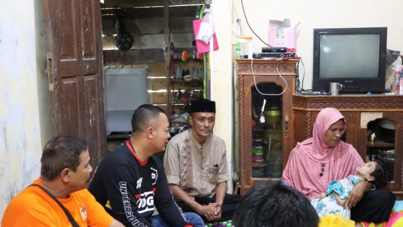 Beri motivasi,Kapolres Aceh Barat Kunjungi Anak Alami Suspec Cerebral Palsy