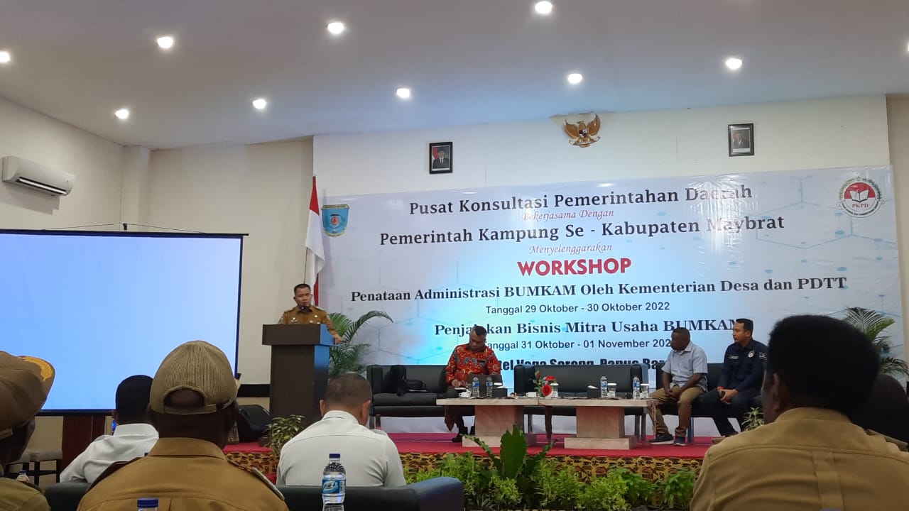 Pj Bupati Maybrat menjadi pembicara Workshop Penjajakan Bisnis Mitra Usaha BUMKAM