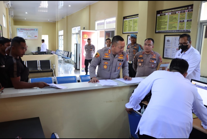Sidak Pelayanan Di Mapolres Aceh Barat, Kapolres Pastikan pelayanan Humanis Dan Tidak Ada Pungli