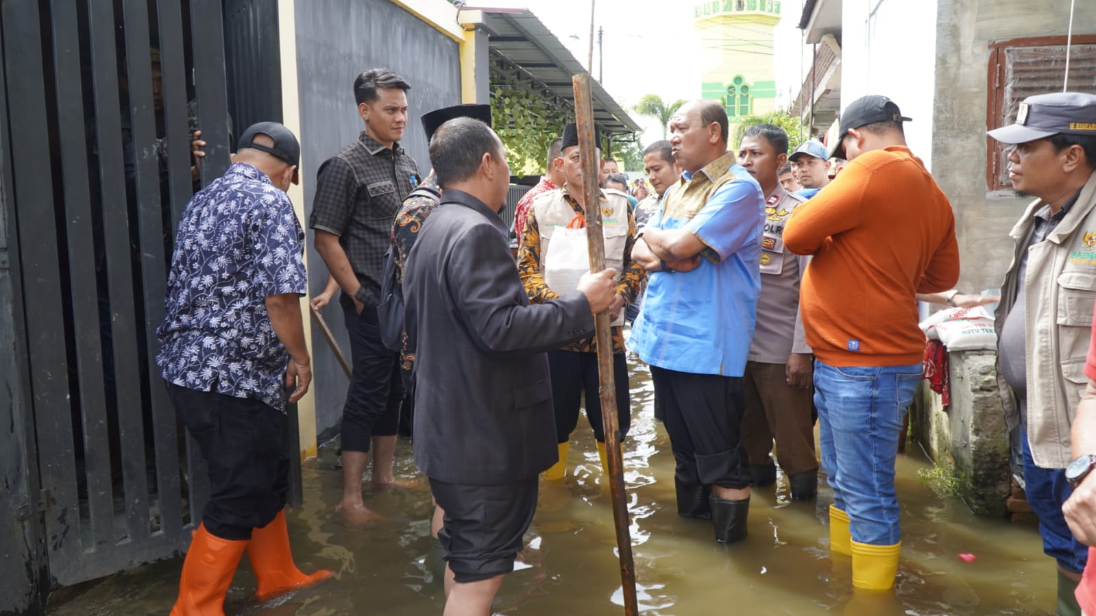 Plt Bupati Langkat Kunjungi Ribuan Warga Korban Banjir di Tanjungpura & Besitang