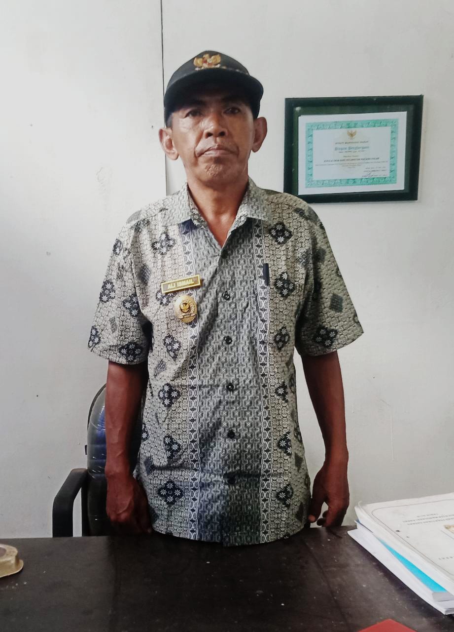 Dana Desa Ratusan Juta Hilang Dicuri, Kades Bari Minta Polres Mabar Terlusuri