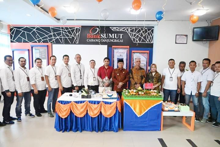 Walikota Tanjungbalai Hadiri HUT Bank Sumut Ke-61
