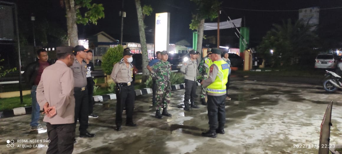 Tindak Lanjut Curhat Warga Polsek Serbalawan Gelar Razia dan Patroli Gabungan Bersama Koramil 05 Serbalawan