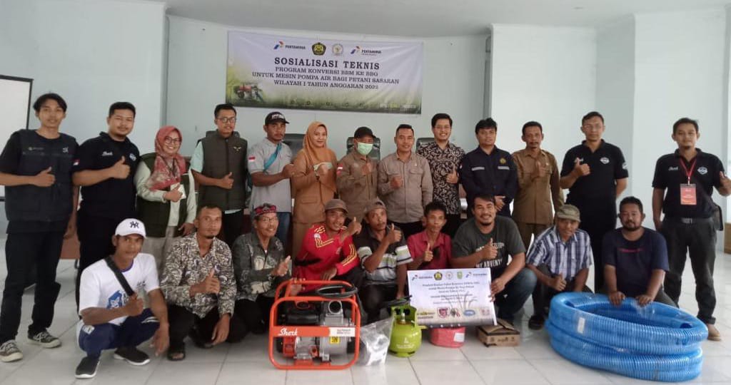 Ringankan Biaya 141 Petani Inhu Dapat Bantuan Mesin Pompa Air Dari DPR RI Abdul Wahid