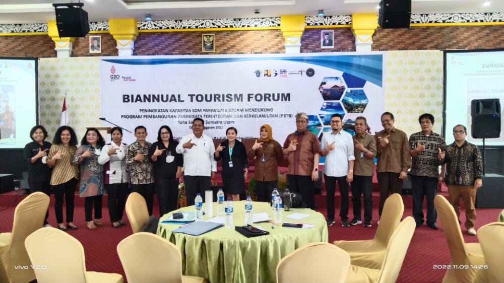 Kabupaten Samosir Tuan Rumah Biannual Tourism Forum