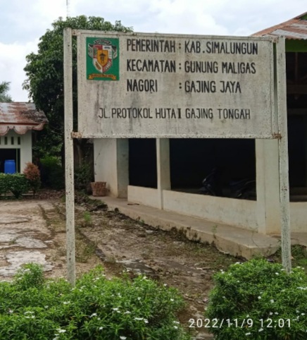 Parah, Bendera di Kantor Pangulu Nagori Gajing Jaya Simalungun Robek dan Kusam