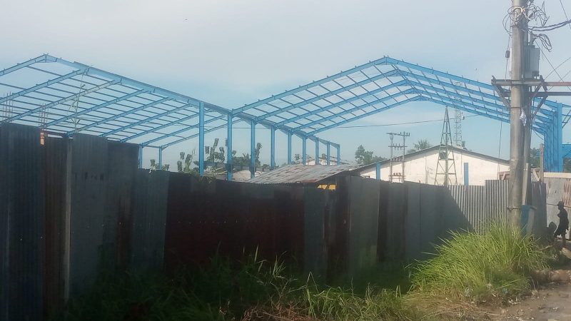 Gawat! Diduga Kerangka Baja Gudang Industri Tak Kantongi IMB