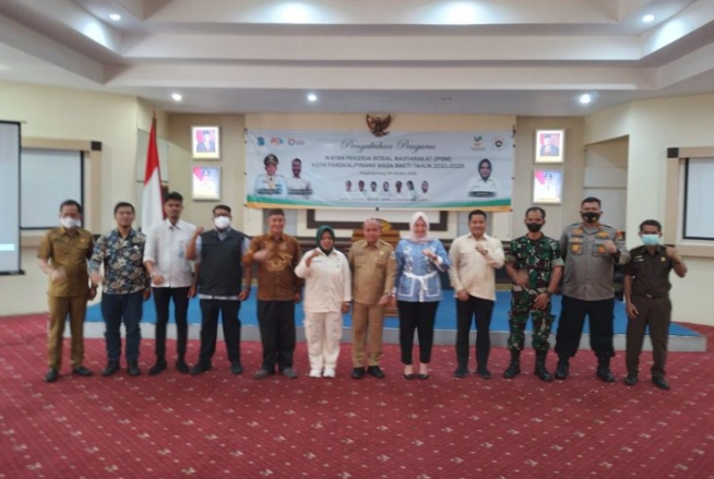 Wali kota Pangkalpinang Maulan Aklil Kukuhkan dan Lantik Pengurus IPSM