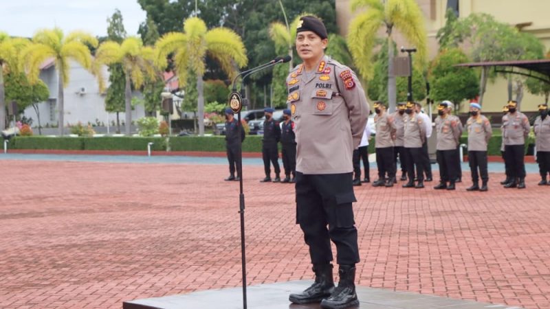 Dirsamapta Polda Aceh Pimpin Apel Pagi di Mapolda Aceh