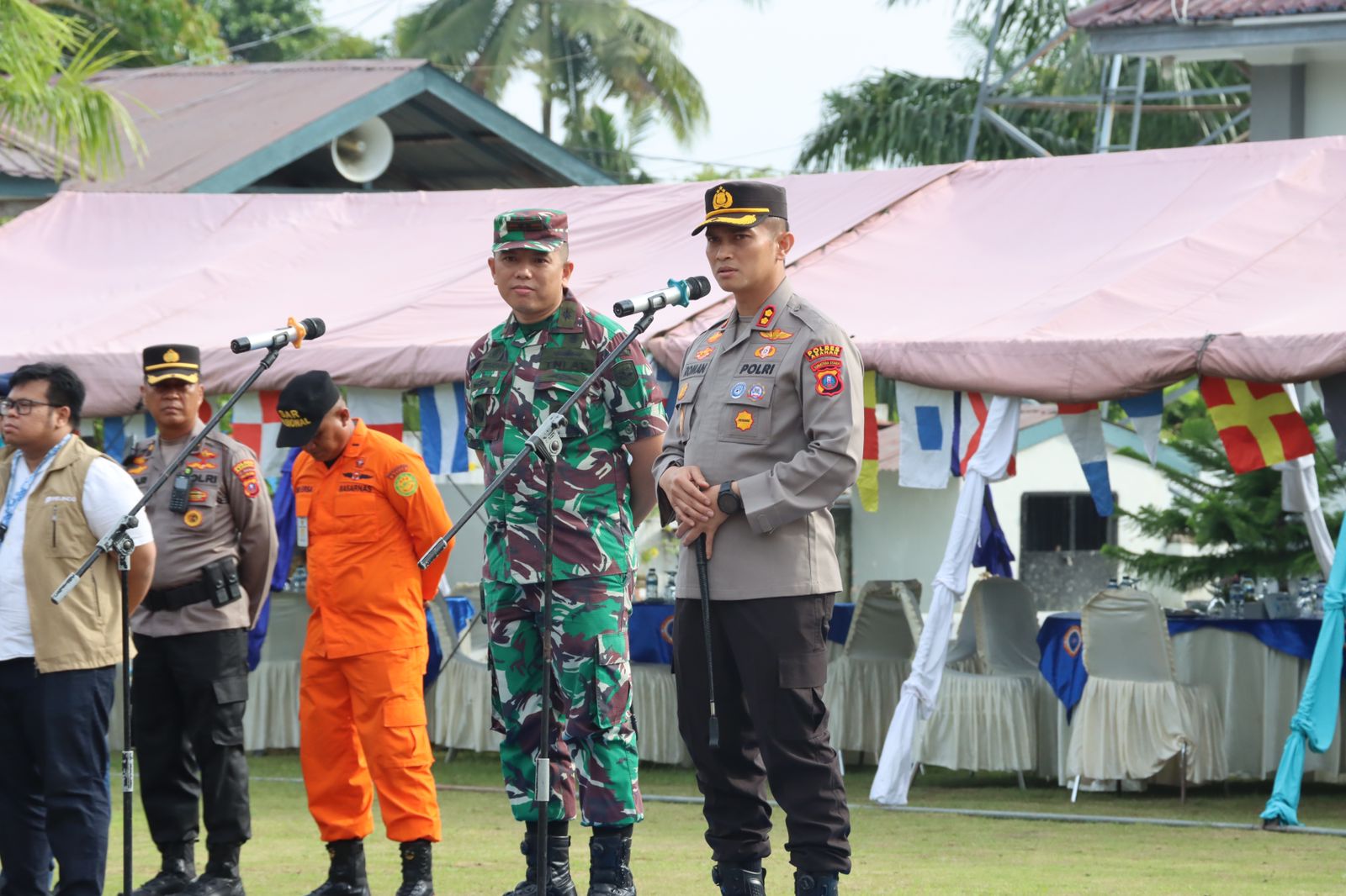 Kapolres Asahan Bersama Danlanal TBA Pimpin Apel Gabungan