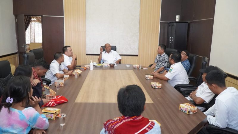 Masyarakat Desa Parit Bindu Undang Afandin di Mburo Ate Tedeh