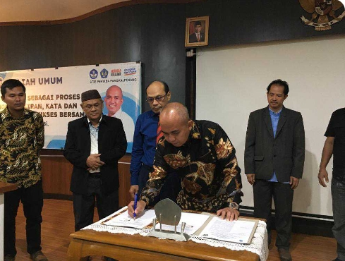 Wali kota Pangkalpinang, Maulan Aklil Memberi Kuliah umum di Kampus STIE Pertiba