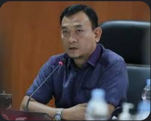 Gedung Baru Kantor Kejari Medan Dana Hibah dari Pemko Medan, Dedy : Koq Belum Diserahterimakan Sudah Rusak,  Pihak Kontraktor dan Dinas DPKPPR Medan Harus Bertanggungjawab