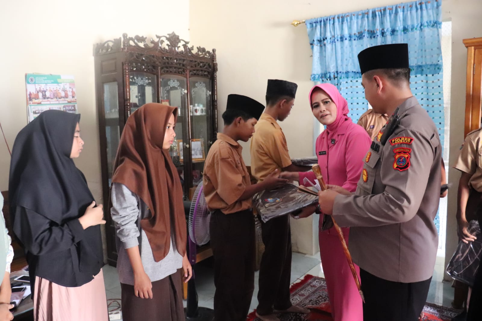 Jumat Berkah, Kapolres Langkat Polda Sumut santuni anak yatim piatu