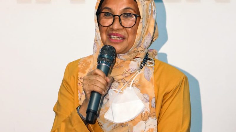 dr Susanti Resmikan Ruang Media Center Dinas Kominfo