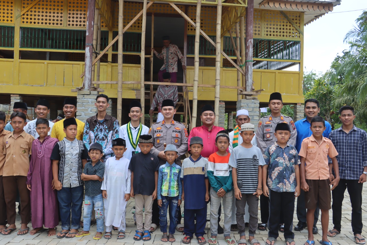 Kapolres Langkat Doa Bersama Di Masjid Jaya Ar Rahman Kejuruan Sri Amar Setia Bingai Kelurahan Bingai Kecamatan Wampu Kabupaten Langkat