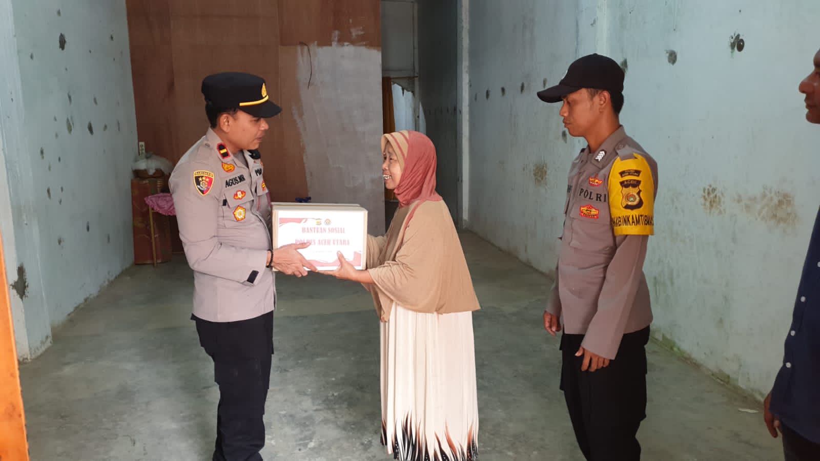 Kapolres Aceh Utara Salurkan Bansos untuk Janda dan Anak Yatim Korban Konflik