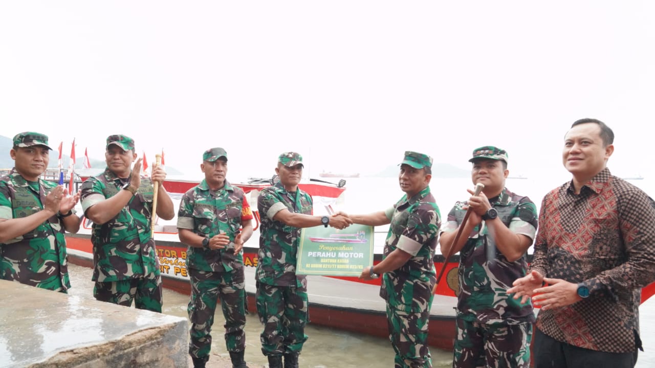 Terimakasih Bapak KASAD Atas Bantuan  Perahu Motor Babinsa