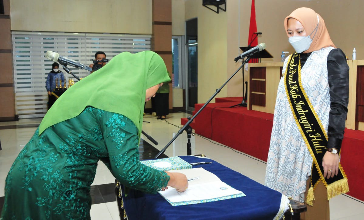 Lantik Bunda PAUD  Se Inhu, Bupati Inhu : Bunda PAUD Memiliki Tugas dan Tanggung Jawab Memajukan Dunia Pendidikan