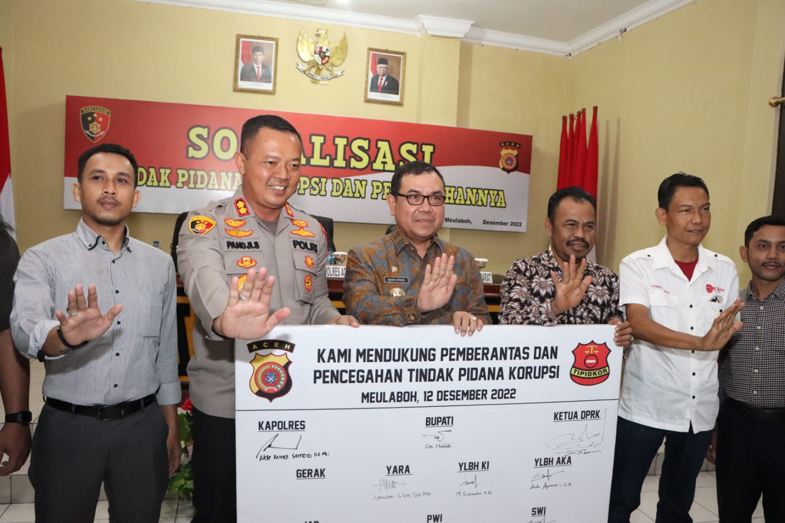 Polres Aceh Barat Melaksanakan Sosialisasi Tindak Pidana Korupsi Dan Meresmikan Posko Pengaduan Tindak Pidana Korupsi
