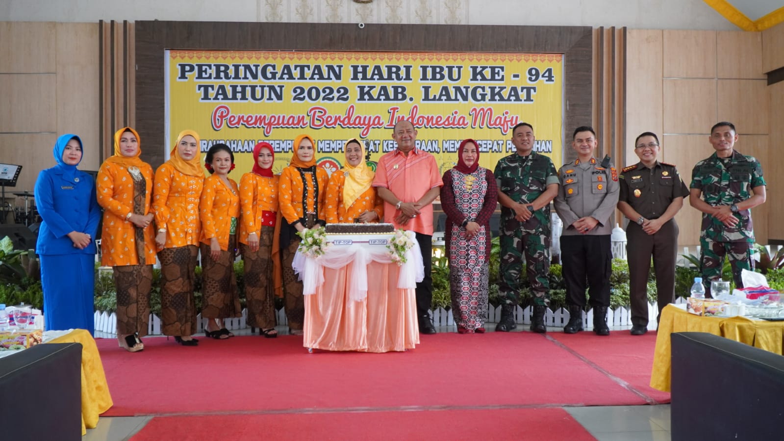 Peringati Hari Ibu ke-94, Afandin Akui Peran Kaum Ibu pada Pembangunan