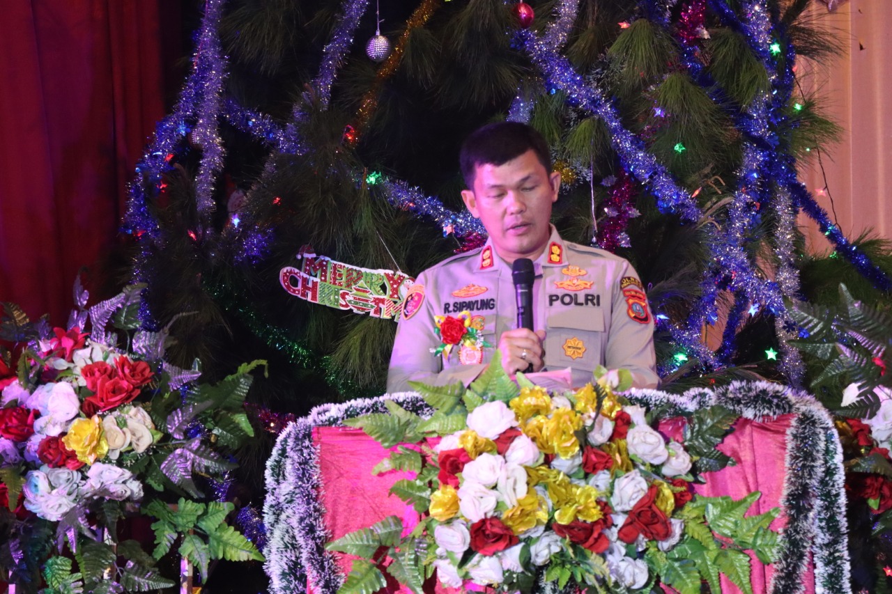 Keluarga Besar Polres Simalungun Rayakan Natal Bersama, Kapolres Berharap Dukungan Terhadap Kinerja Polri
