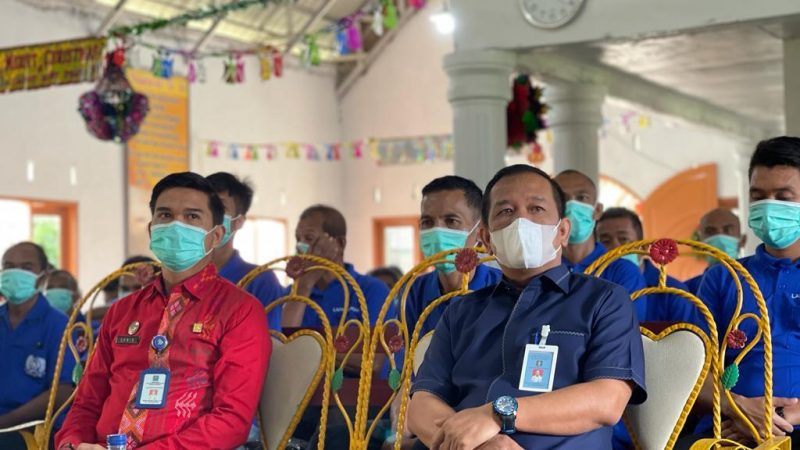 Lapas Kelas IIA Pematangsiantar Kanwil Kemenkumham Sumut Gelar Acara Pemberian Remisi Khusus Natal Tahun 2022 Kepada Narapidana dan Anak Binaan