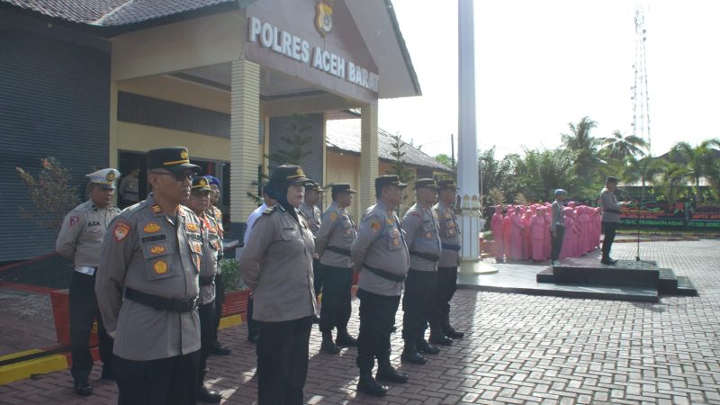 Sebanyak 52 Personil Polres Aceh Barat mendapat Kenaikan Pangkat Setingkat Lebih Tinggi