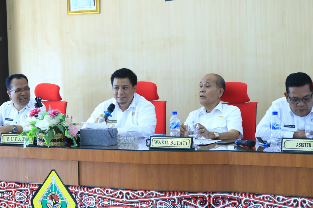 Bupati dan Wabup Samosir Pimpin Raker Awal Tahun 2023.
