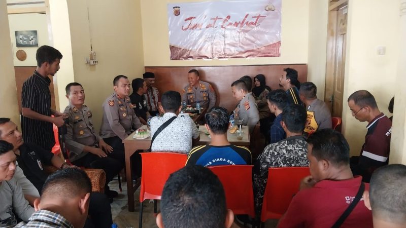 Jum’at Curhat, Cara Kapolres Aceh Barat Dengarkan Keluhan Masyarakat
