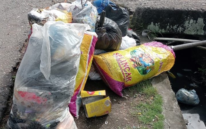 Satu Minggu Sampah di  Kelurahan Senalang  Tidak Diangkut, Warga Protes ke Dinas Kebersihan Kota Lubuk Linggau