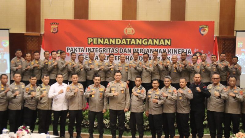Kapolda Aceh Buka Penandatanganan Pakta Integritas dan Perjanjian Kinerja