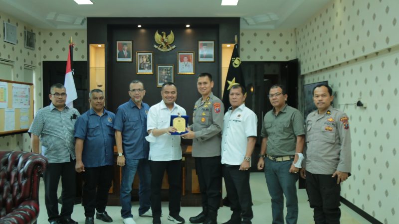 PWI Sumut Silaturahmi Dengan Wakapoldasu, Begini Pesan Irjen Dadang Hartanto