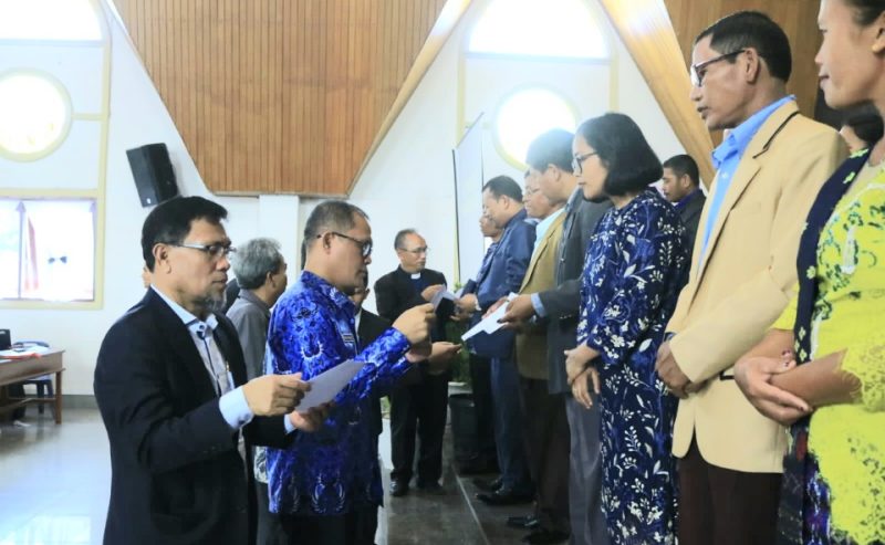 Pemkab Samosir Hadiri Acara Bona Taon HKBP Distrik VII Samosir