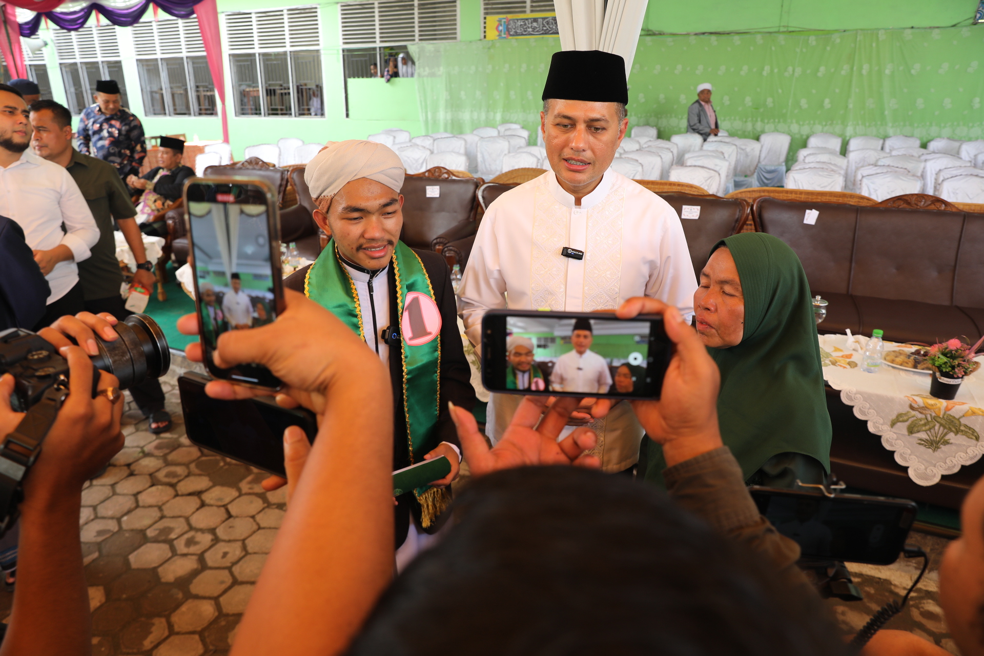 Ijeck Harapkan Lulusan Musthafawiyah Berikan Kontribusi untuk Negara