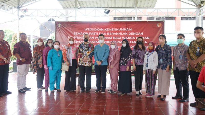 Ribuan Warga Binaan Rutan Cipinang Kanwil Kemenkumham DKI Jakarta Diberikan Vaksin Booster Lanjutan