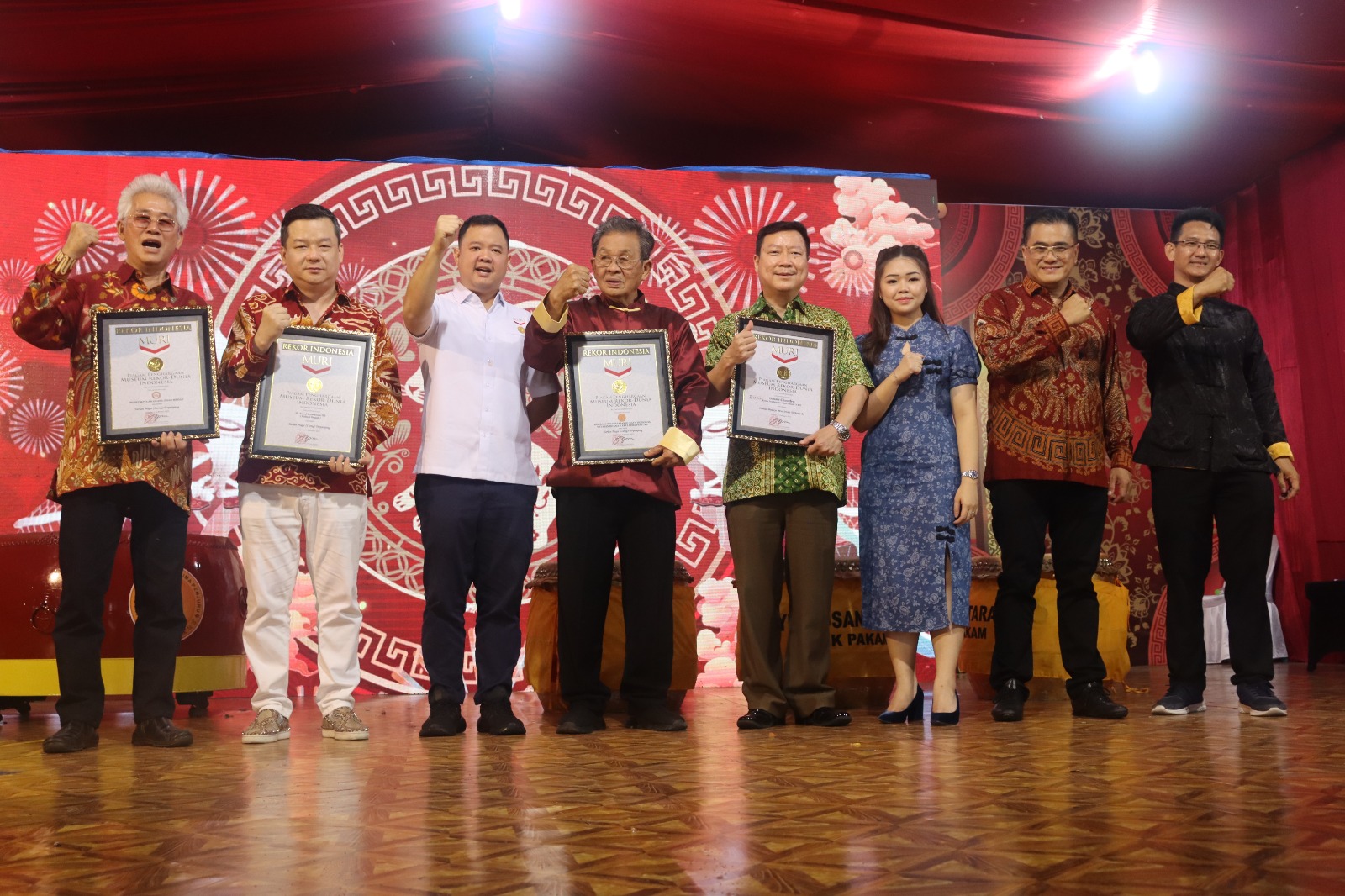 Tarian Naga Liong Terpanjang Pecahkan Rekor MURI di PBN Sumut Tahun 2023