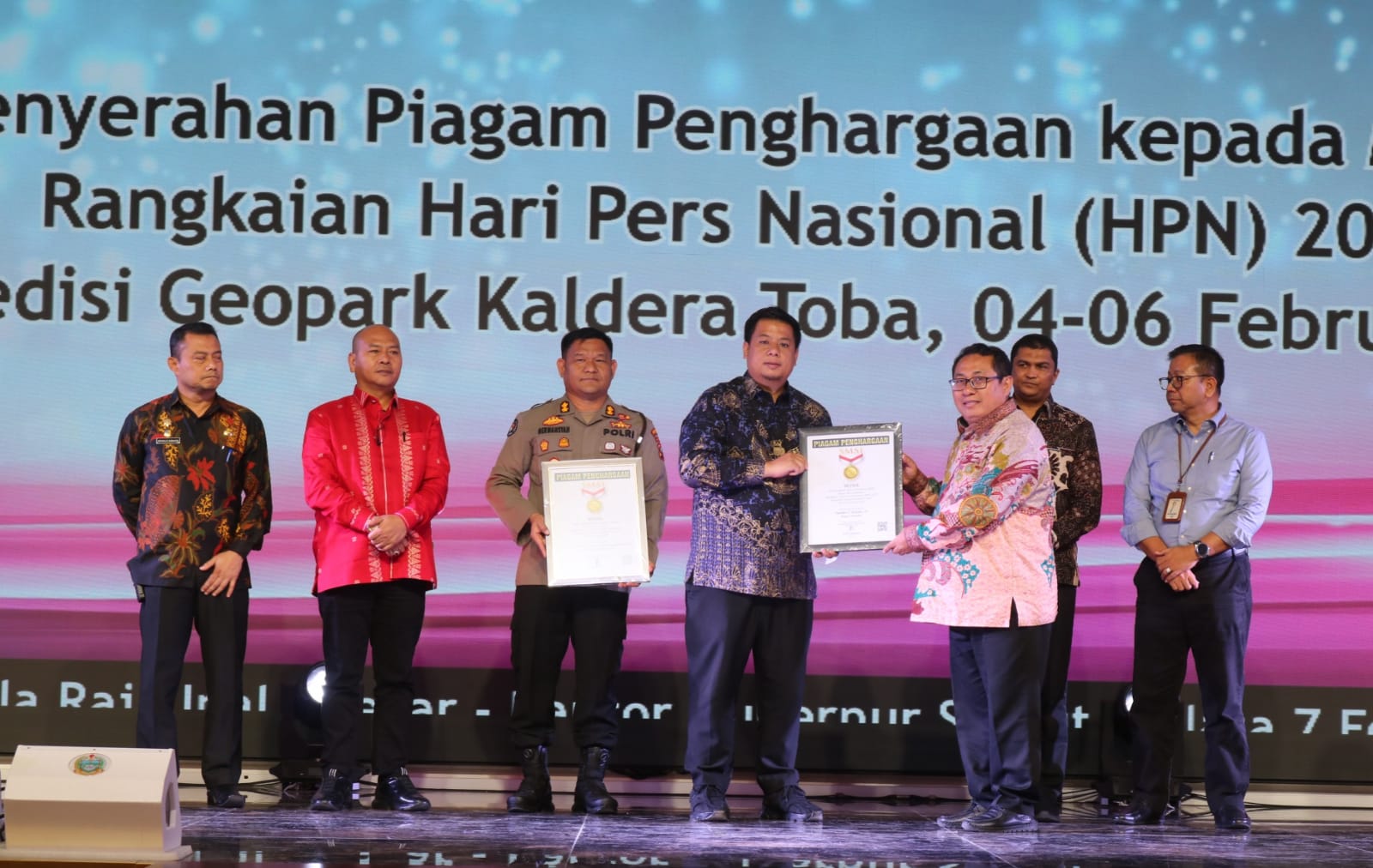 Bupati Samosir Hadiri Silaturahmi Nasional SMSI Sambut Hari Pers Nasional