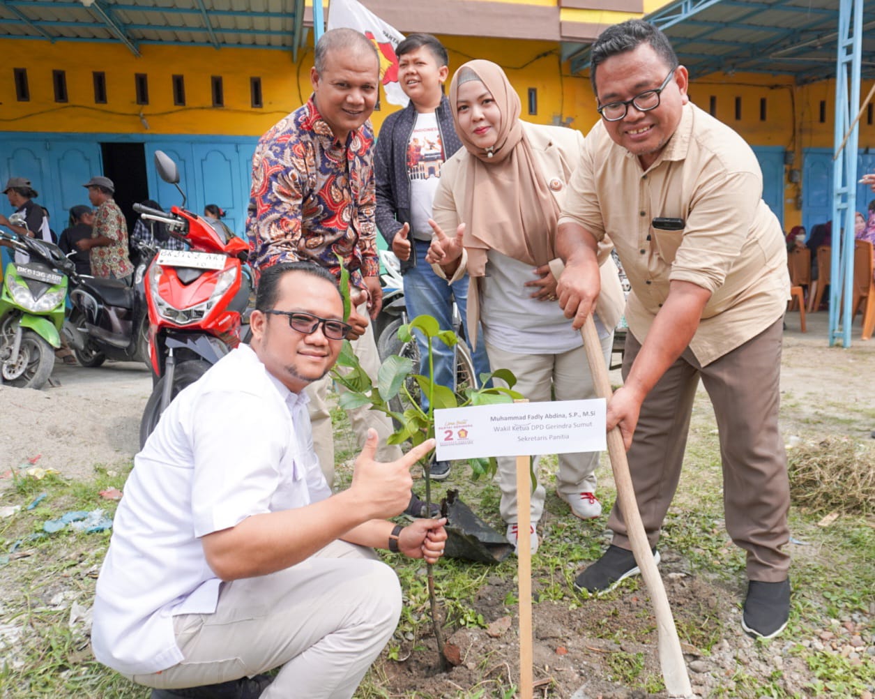 Gerindra Sumut Lakukan Penanaman Pohon Bersama Masyarakat di Desa Paya Geli