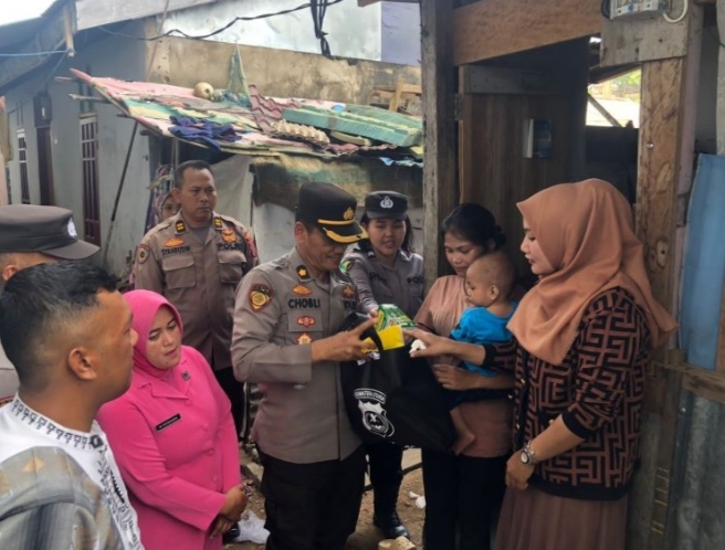 Polres Sibolga Bantu Warga Alami Stunting