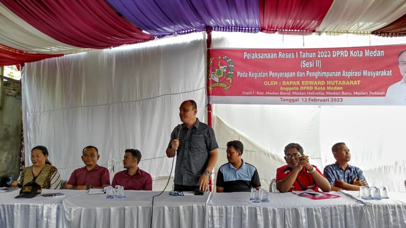 Reses I Sesi Kedua, Edward Hutabarat Jemput Aspirasi Masyarakat di Kecamatan Medan Helvetia